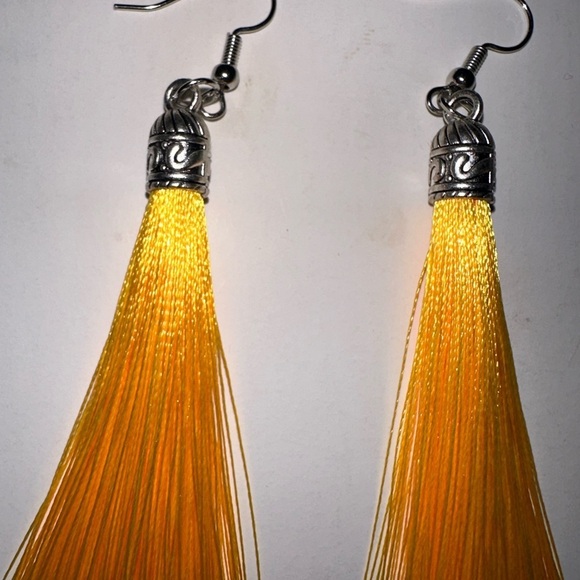 Jewelry - Yellow tassel earrings